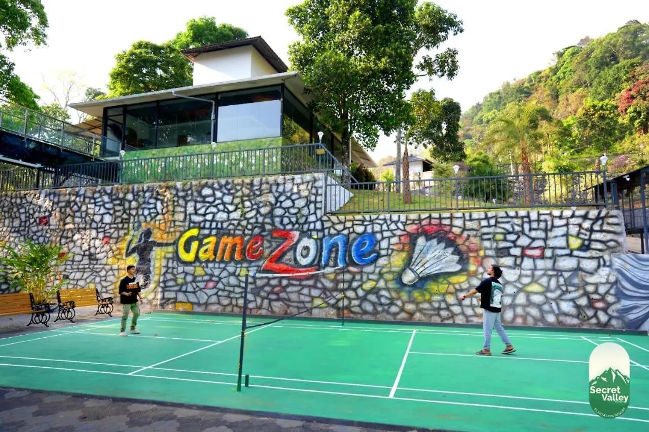 Secret Valley Planation Resort 무나르