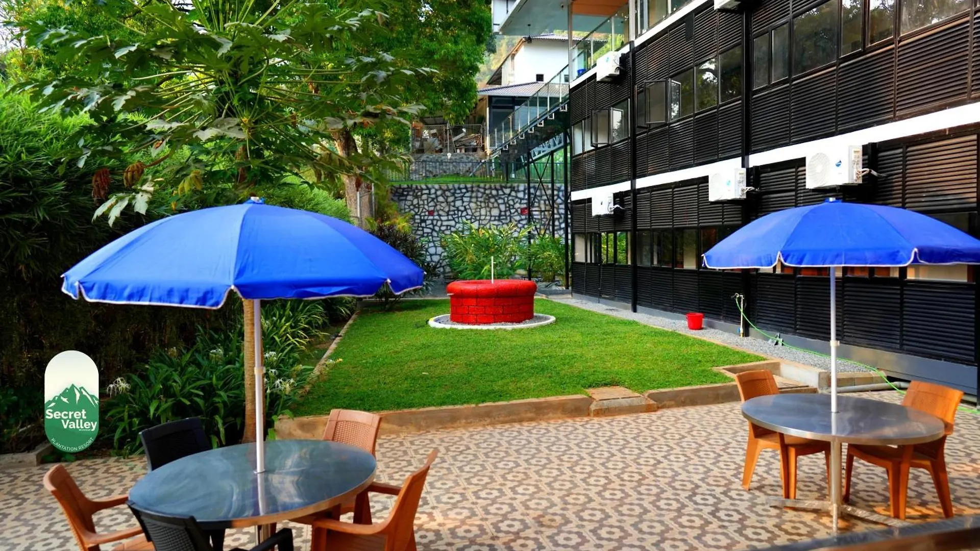 Secret Valley Planation Resort 무나르