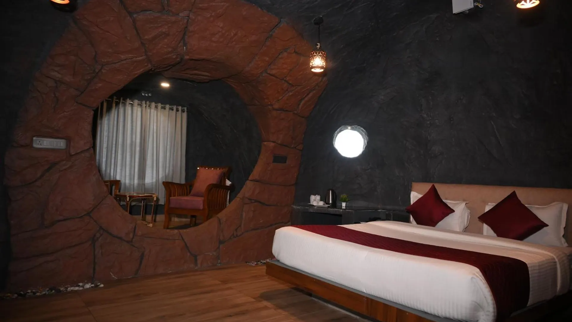Secret Valley Planation Resort 무나르 0*,  인도